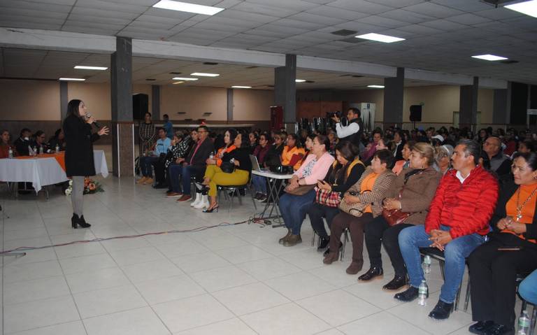 Sustentan conferencia sobre erradicar la violencia contra la mujer en  Guadalupe Victoria - El Sol de Durango | Noticias Locales, Policiacas,  sobre México, Durango y el Mundo